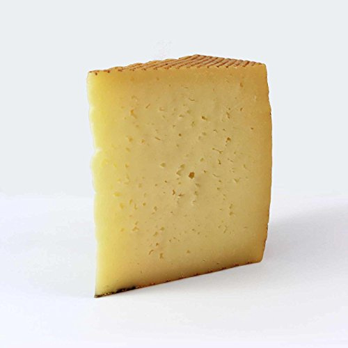 QUESOS MANCHEGOS ARTESANOS CURADOS EN VARIOS TAMAÑOS CON DENOMINACIÓN DE ORIGEN (250g)