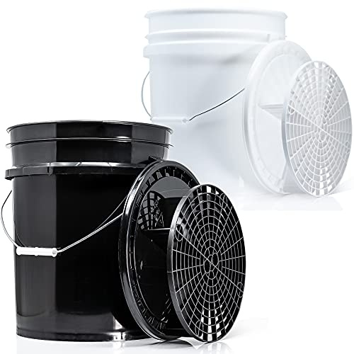 detailmate Black&White Set | 2x Magic Bucket Wasch Eimer 20L/5GAL + 2x Schmutzsieb + 2x Deckel schwarz & weiß | Zubehör für die professionelle Auto Handwäsche | Autowäsche Motorradwäsche Autopflege