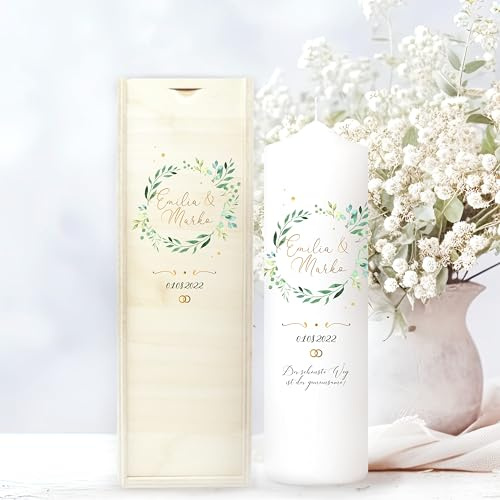 Wandtattoo Loft Hochzeitskerze personalisiert mit Namen und Datum, Motiv mit Kranz aus Grünen Blättern, 25cm x 7cm, personalisierte Traukerze, Hochzeit Kerze selbst gestalten, Hochzeitsgeschenk
