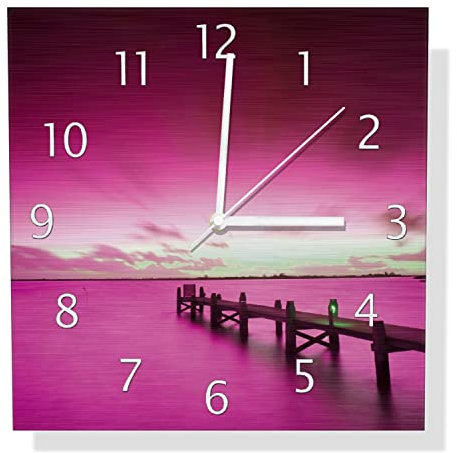Wallario Design Wanduhr Steg bei Abenddämmerung -Himmel bei Nacht Lila gefärbt aus Aluverbund, Alu-Uhr Größe 30 x 30 cm, weiße Zeiger mit Metalloptik