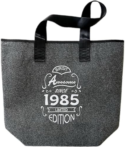 Schnoschi Personalisierte Filztasche mit Name & Geburtsjahr | Individueller Shopper „Awesome Since“ | Geschenk zum 30. 40. 50. 60. 70. 80. Geburtstag für Frauen | Dunkelgrau