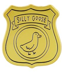 Silly Goose Badge Enamel Pin, Silly Goose Award Pin Brooch, Funny Gift For Teens Adults, Sassy Animal Silly Trophy Lapel Badge, Wacky Award Brooches, Funny Honk Meme Accessories