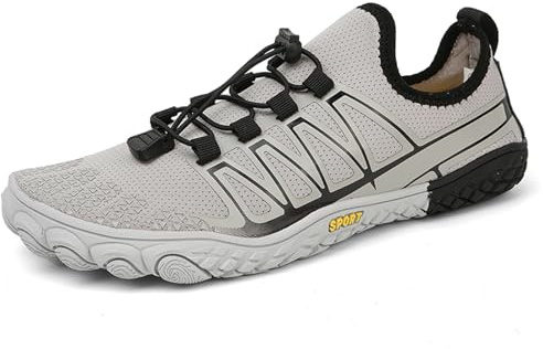 AONEGOLD Chaussures Aquatiques Homme Femme Chaussure de Plage Chaussures d'eau Chaussons de Sport Piscine Léger Respirant Antidérapant Chaussures de Surf Yoga(Gris,48 EU)