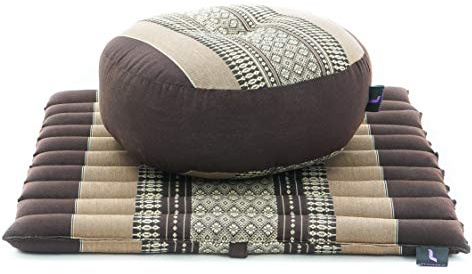 Leewadee Meditation Cushion Set – 1 Small Zafu Yoga Pillow and 1 Small Roll-Up Zabuton Mat Filled with Kapok, Brown
