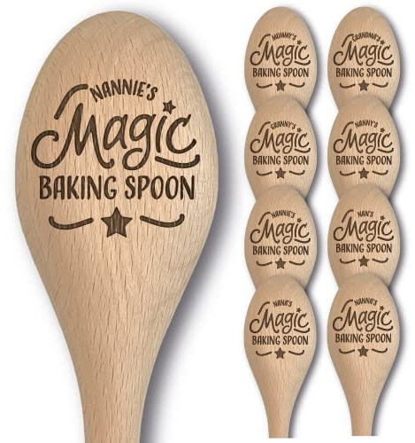 Cuillère de cuisson magique gravée – Plusieurs options disponibles – Fête des mères, anniversaire, Noël – de la part de fils, fille, petit-enfant pour maman, grand-mère, grand-mère, grand-mère