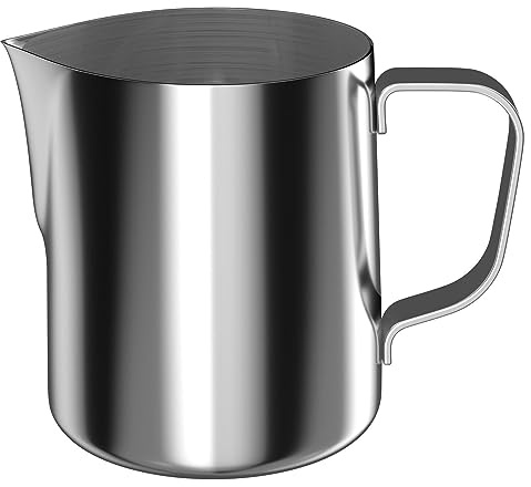 Intirilife Milchkännchen aus Edelstahl - 350 ml Füllmenge - 11 x 7.8 x 9.5 cm - Milchkanne Barista Krug für aufgeschäumte Milch für schöne Muster im Kaffee Cappuccino oder heißer Schokolade