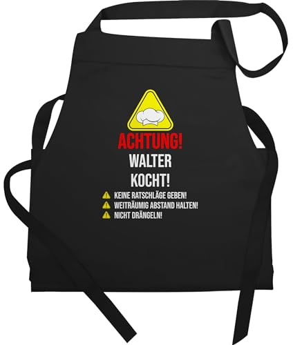 Geschenk mit Namen personalisiert by Shirtracer - Schürze - Kochschürze - Achtung Wunschname Kocht