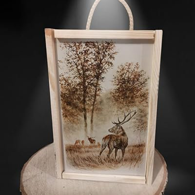 Fábrica de Regalos Mágicos | Caja de madera con copa de balon grabada a laser totalmente personalizada con motivos de caza mayor CIERVO