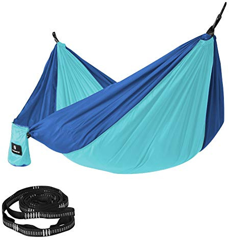 Songmics Campinghängmatta, 275 x 140 cm, kan belastas upp till 300 kg, TÜV-testad, fästremmar och karbinhakar ingår, lätt, snabbtorkande, andas, himmelsblå, kungsblå, GDC14BU