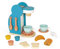 Janod - Set du Petit Déjeuner - Machine à Café en Bois + 14 Accessoires - 3 Capsules, Cuillères, Tasses et Soucoupes, Viennoiseries - Ustensiles de Cuisine à Jouer - De 3 à 8 Ans, J06599